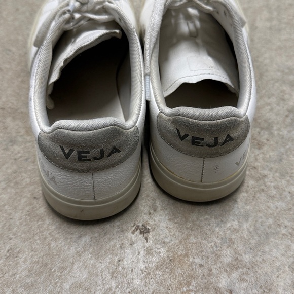 VEJA Esplar Women’s White Leather Sneakers with Suede V Logo Size 9 (32) - Picture 6 of 8
